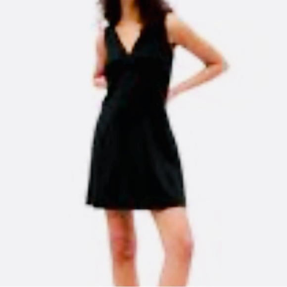 Gap Vneck Dress - Picture 3 of 6